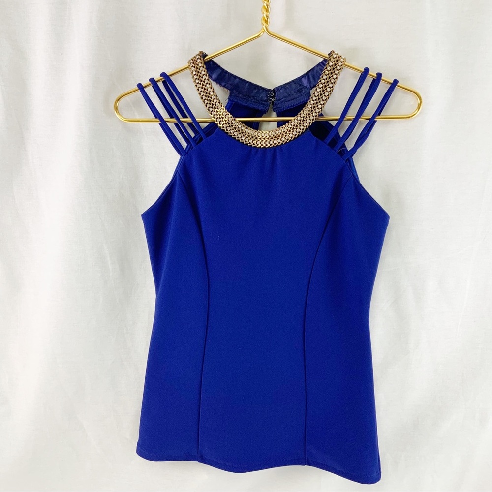 Dulce Carols Sleeveless Dressy Top